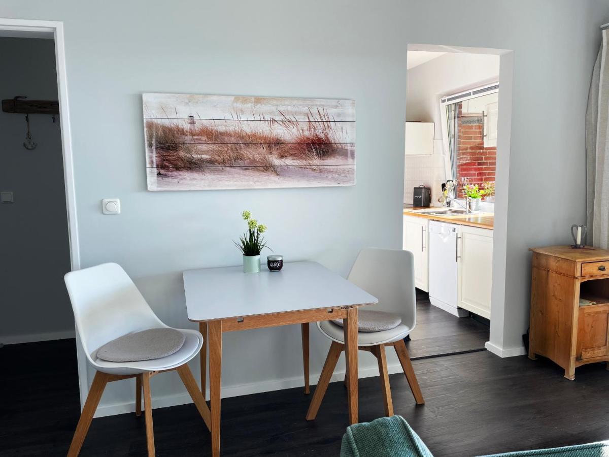 Ferienwohnung Yachthafen-Foerdeblick กลึคส์บวร์ก ภายนอก รูปภาพ